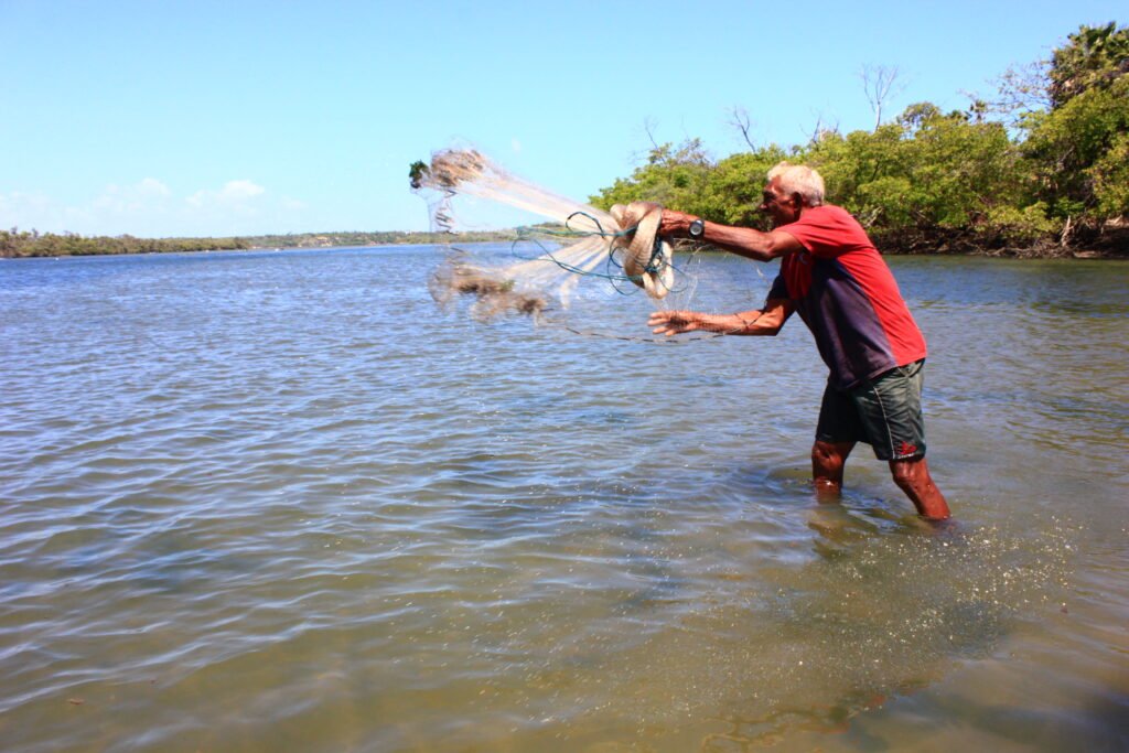 pescador rede Acervo Teramar